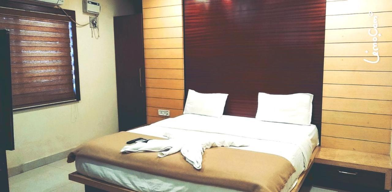 Hotel Milan Manor ポートブレア エクステリア 写真